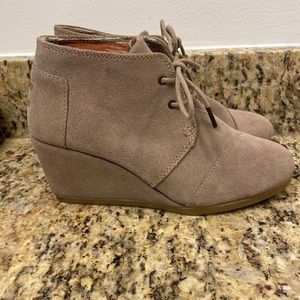 Toms wedges shoes size 7